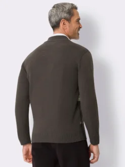 Strickjacke mit grafischem Muster