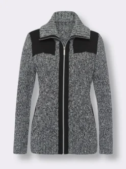 Strickjacke mit kontrastfarbigen Einsätzen