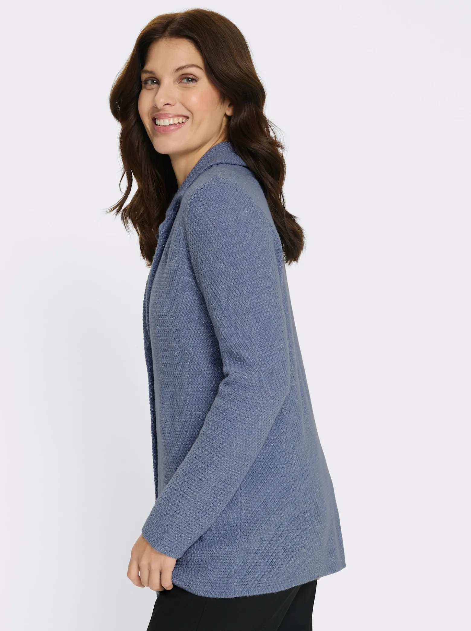 Strickjacke mit silberfarbigem Glanzgarn