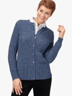 Strickjacke mit Ton-in-Ton-Knöpfen
