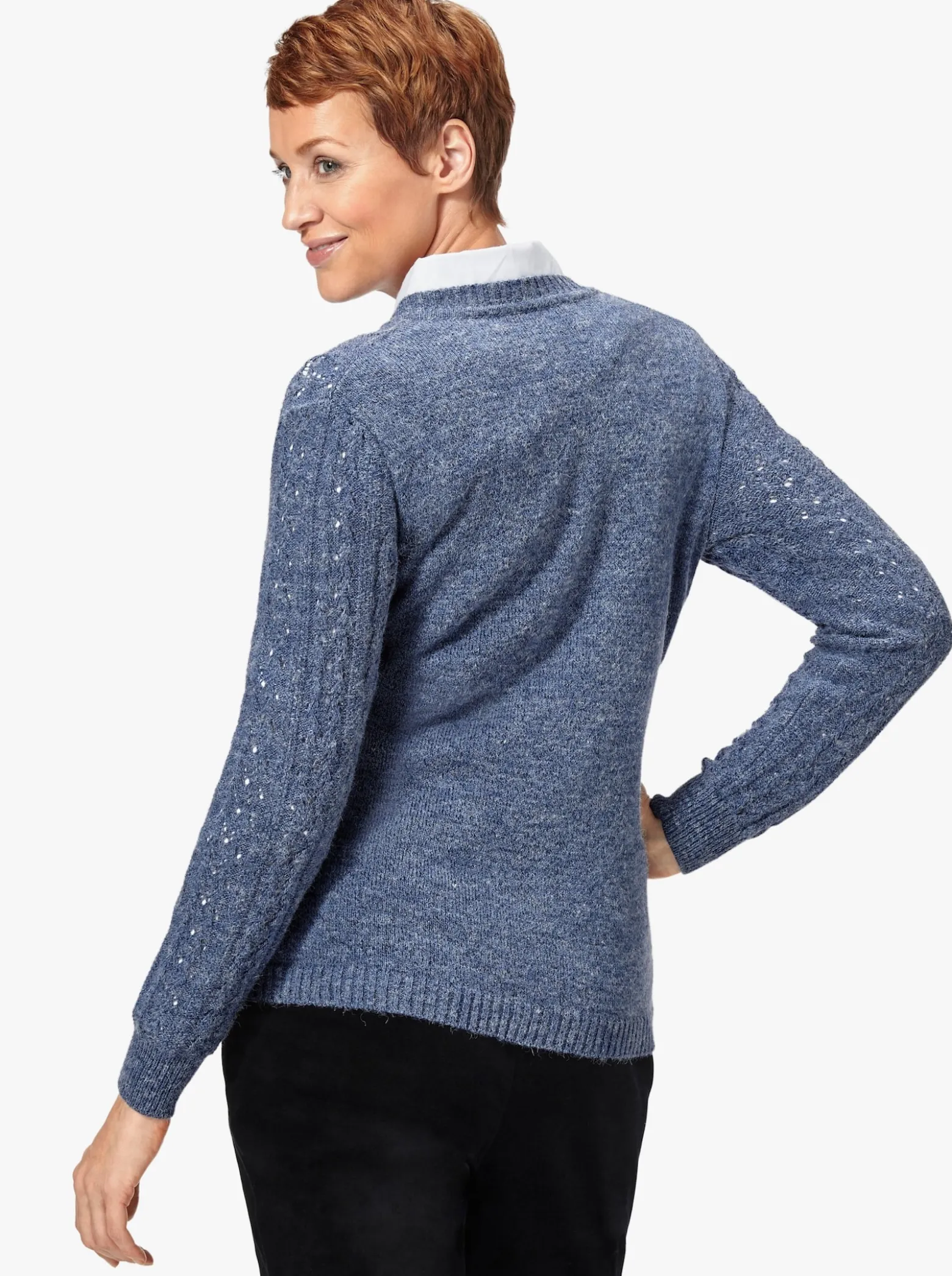 Strickjacke mit Ton-in-Ton-Knöpfen