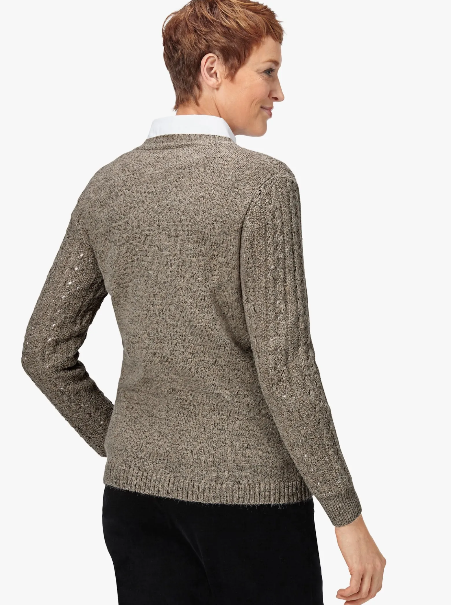 Strickjacke mit Ton-in-Ton-Knöpfen
