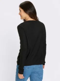 Strickjacke mit Trachtenknöpfen