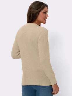 Strickjacke mit V-Ausschnitt