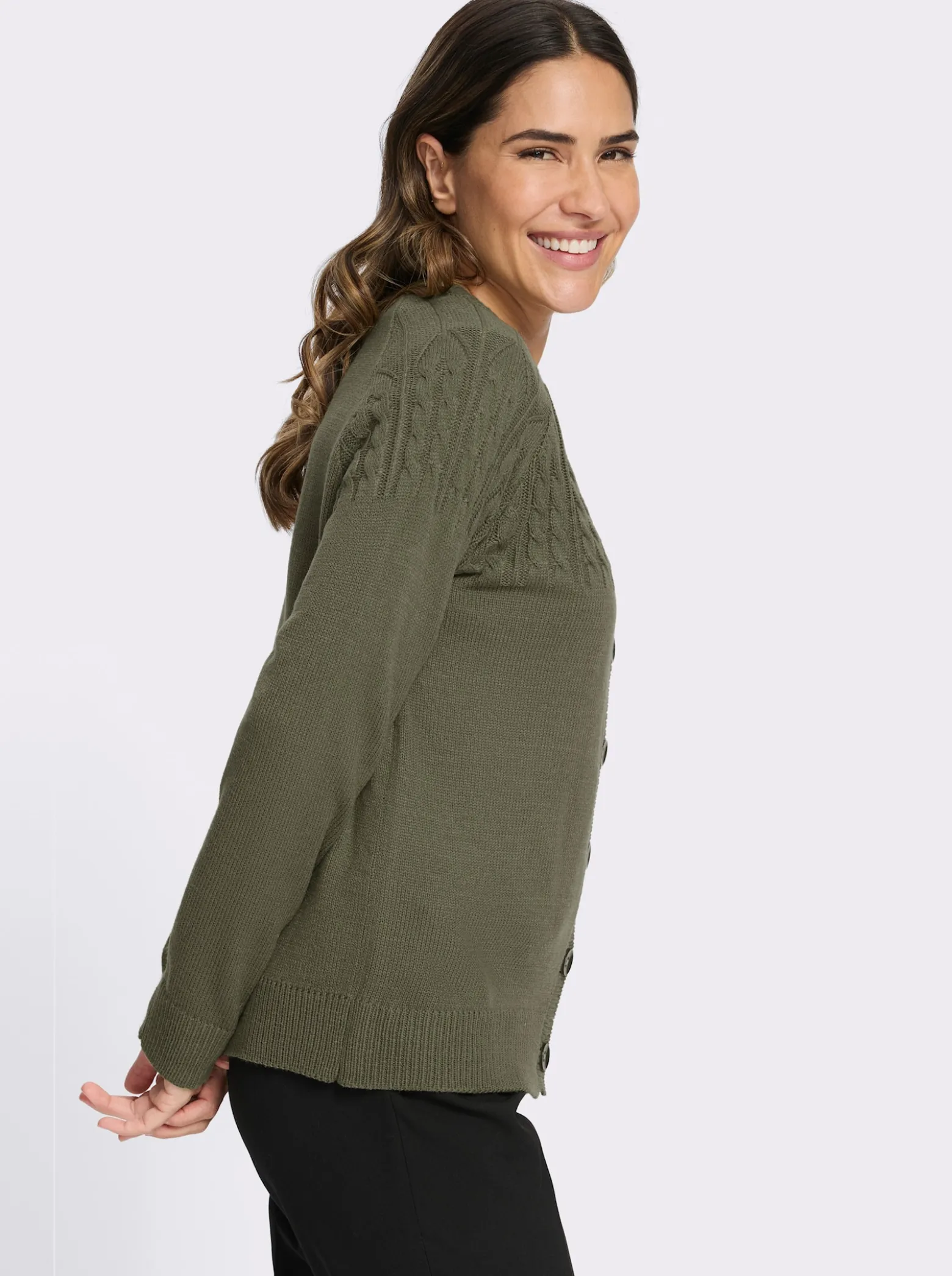 Strickjacke mit Zopfmuster