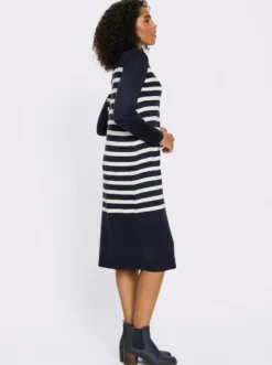 Strickkleid mit Kontraststreifen