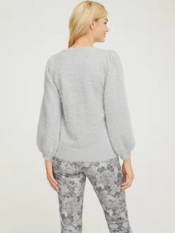 Strickpullover aus Flauschgarn