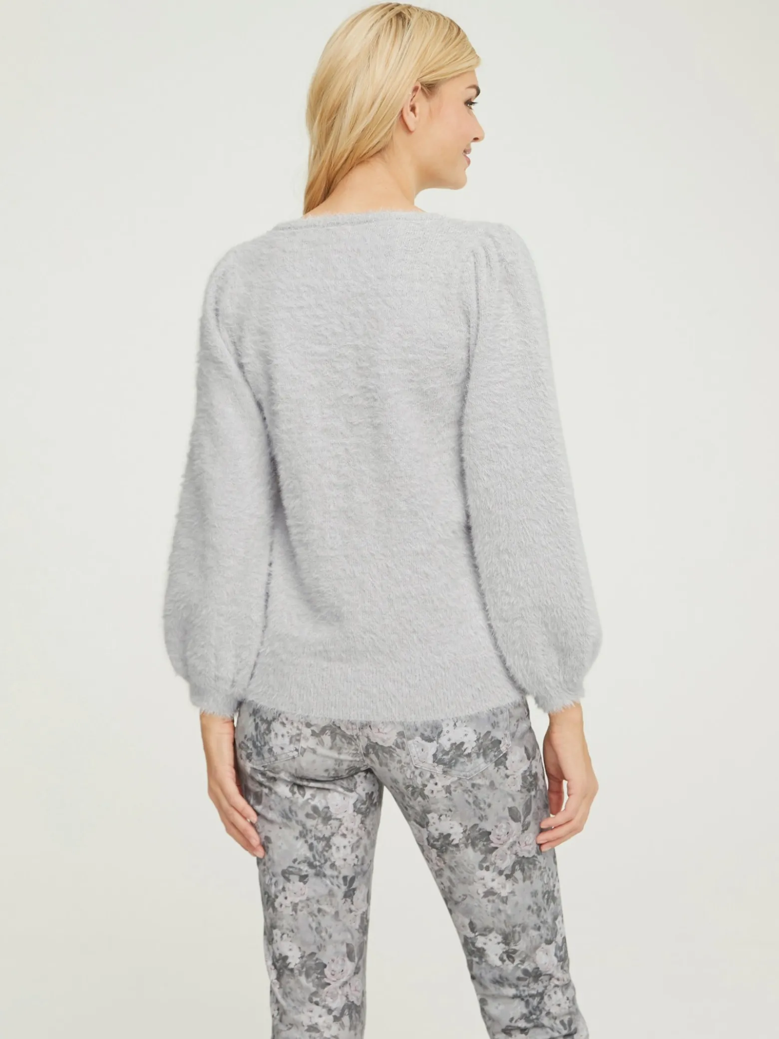 Strickpullover aus Flauschgarn