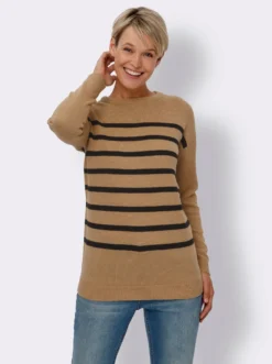 Strickpullover im Ringel-Dessin