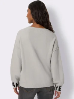Strickpullover mit Schriftzug vorne