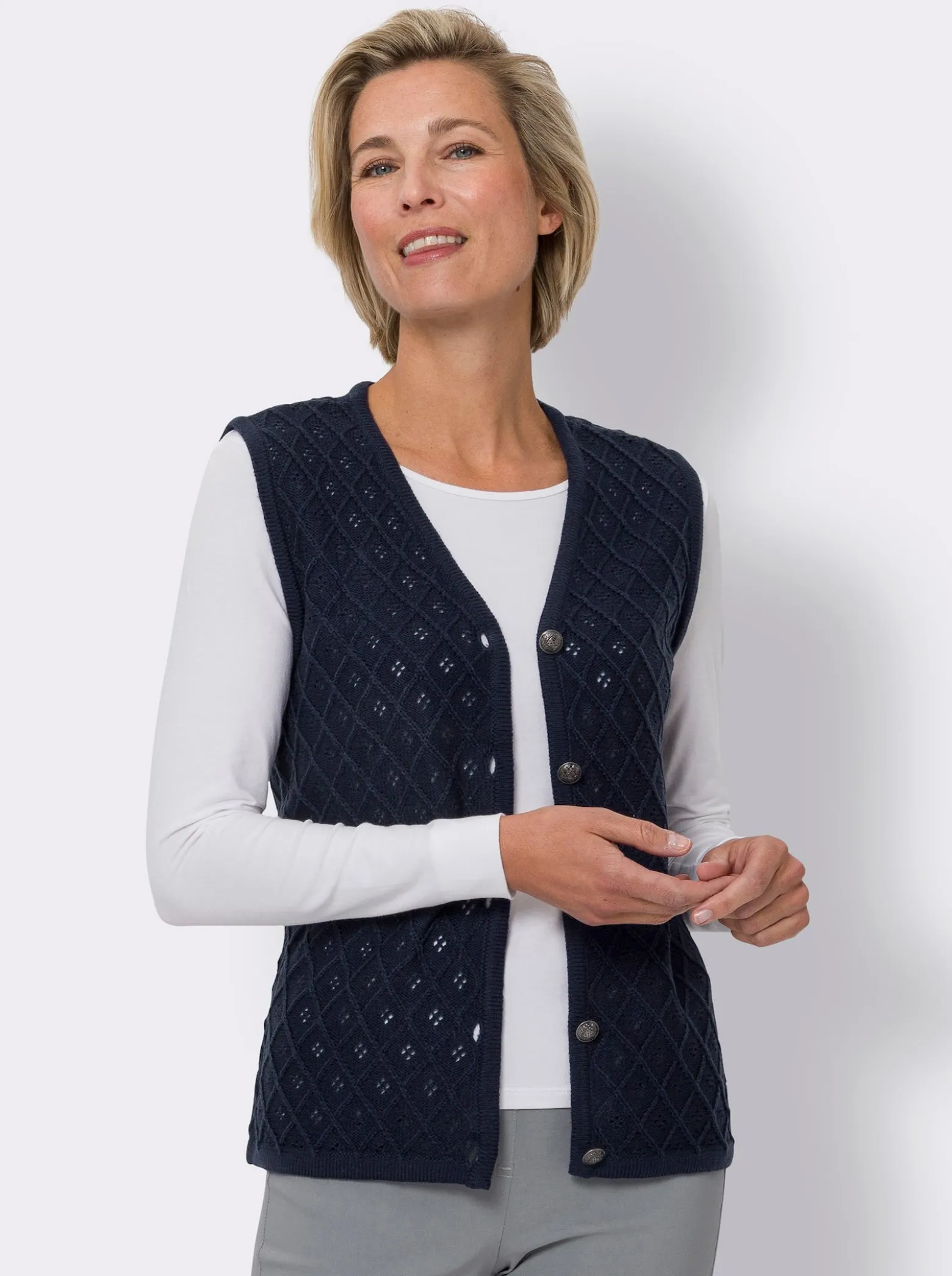 Strickweste mit Ajour-Muster
