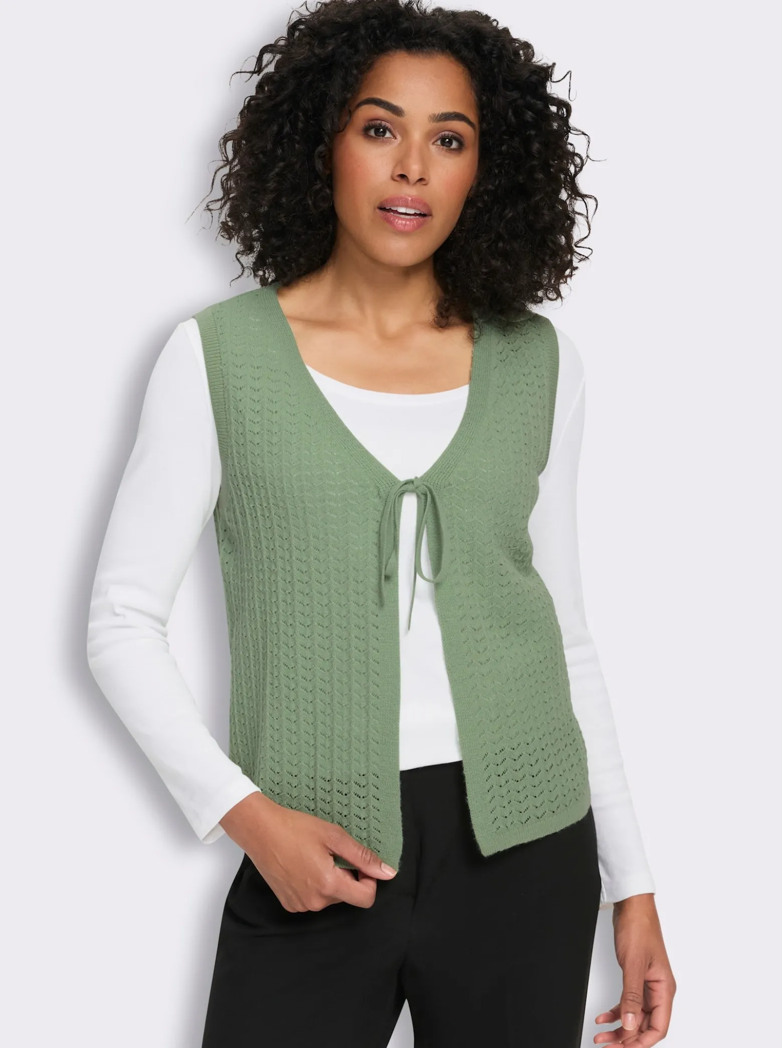 Strickweste mit Bindeband