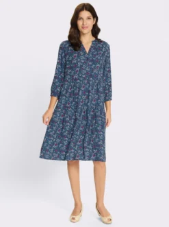 Stufenkleid mit 3/4-Ärmeln