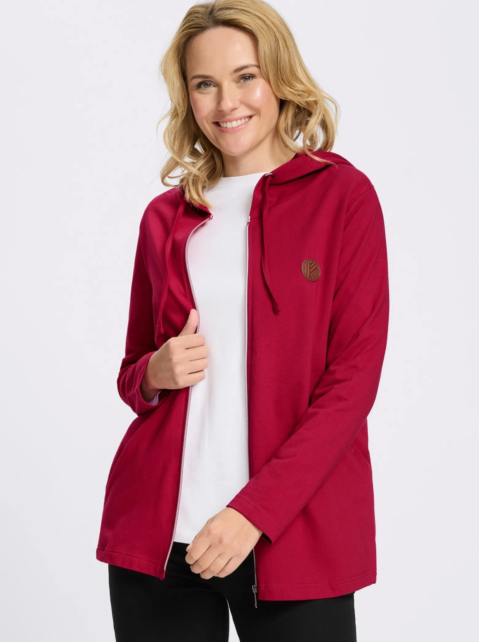 Sweatjacke mit Kapuze
