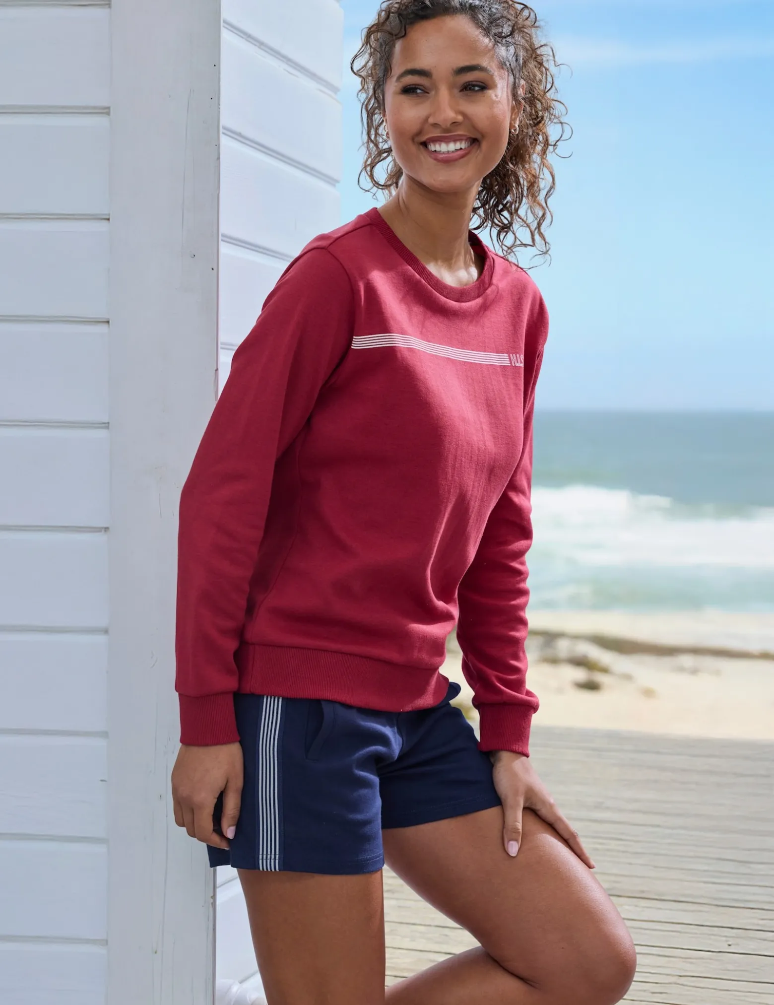 Sweatshirt