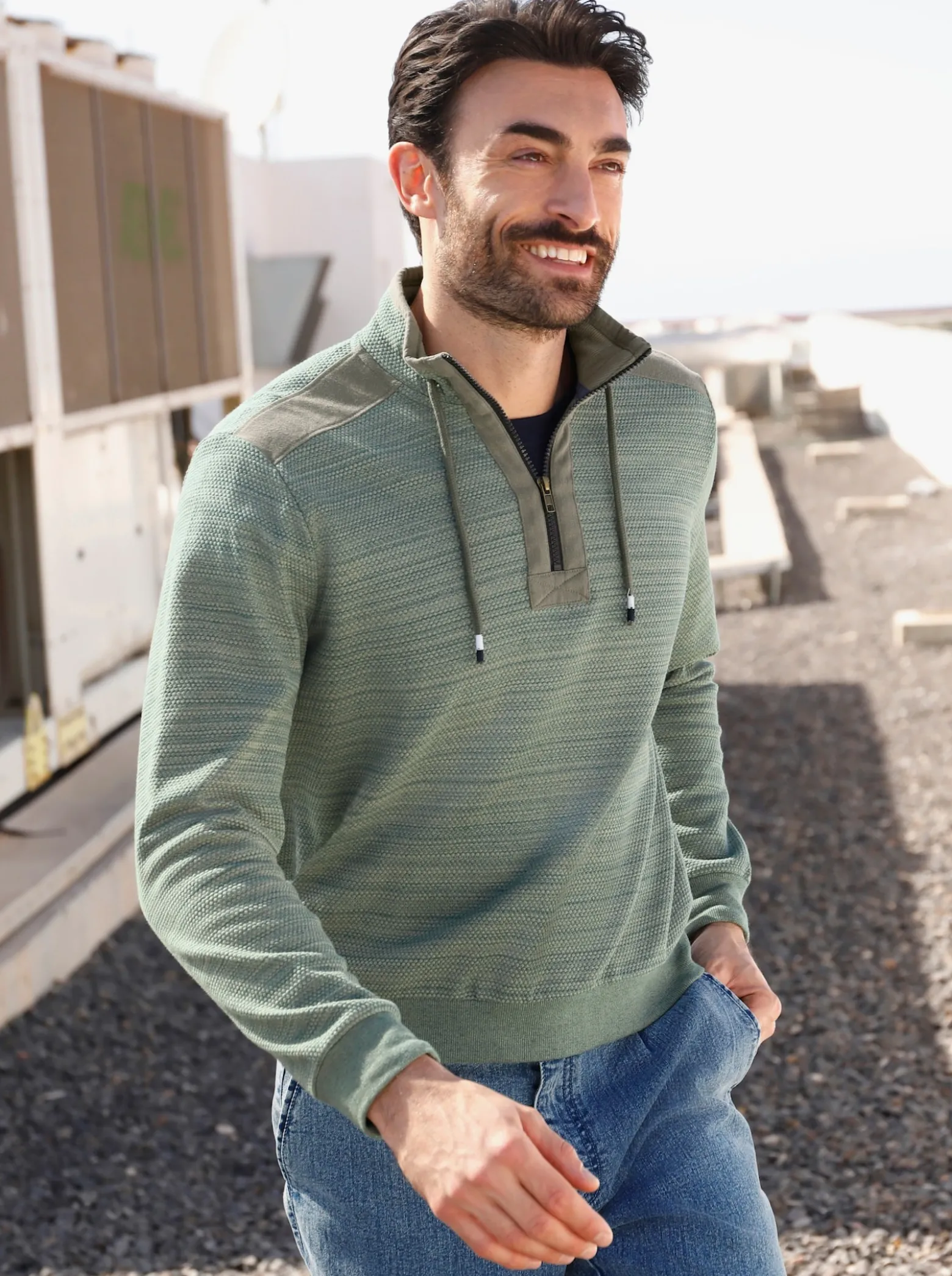 Sweatshirt mit gewebten Twill-Besätzen
