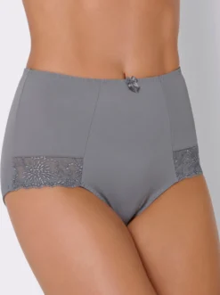 Taillenslip mit Elastik-Abschlüssen