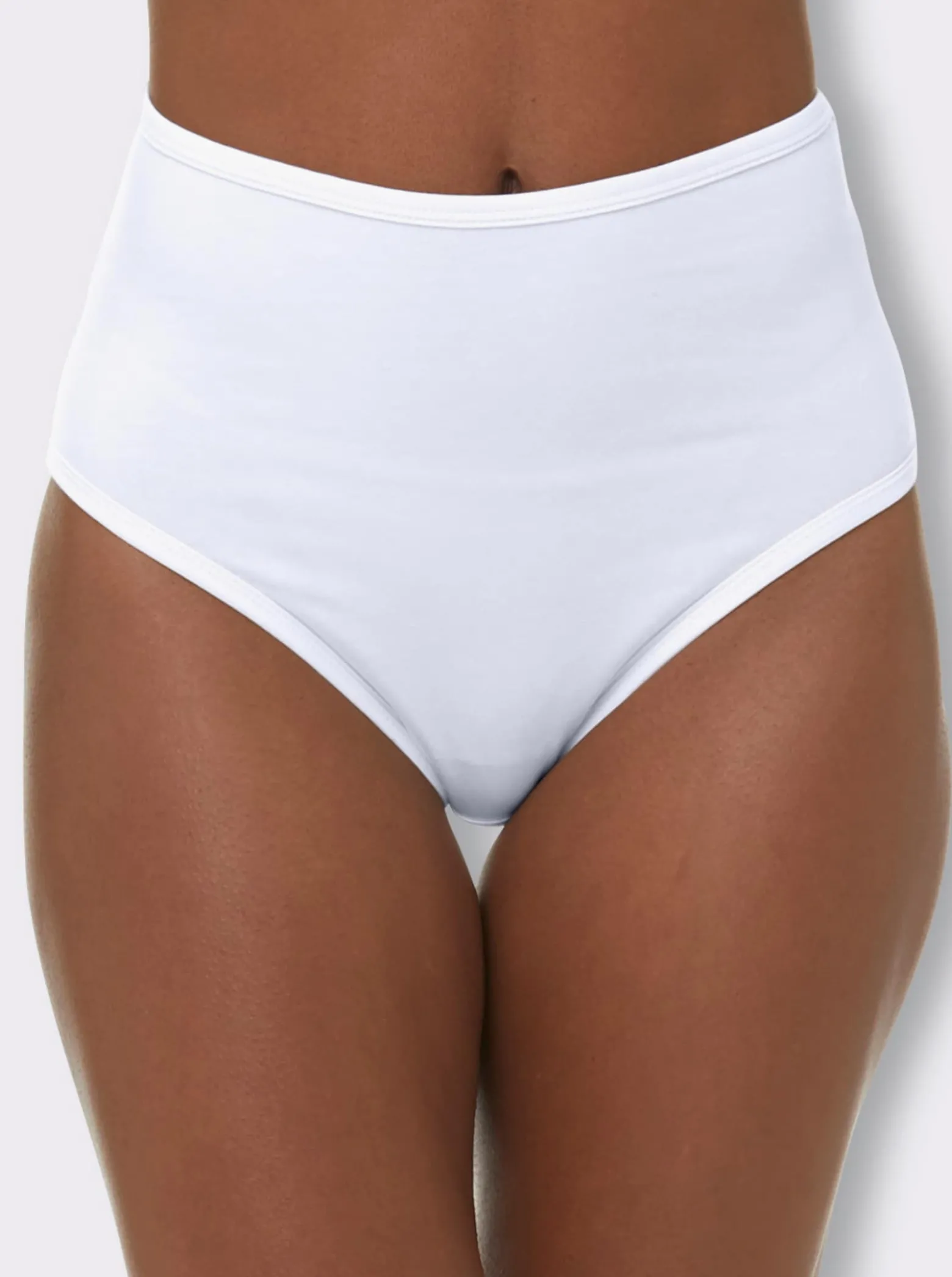 Taillenslip mit elastischen Beinabschlüssen
