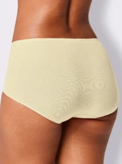 Taillenslip mit hoher Beinhöhe