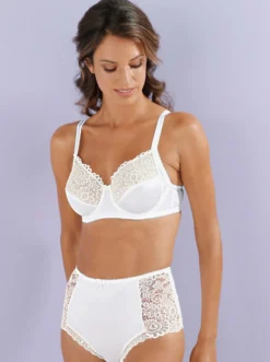 Taillenslip mit Spitzen-Details