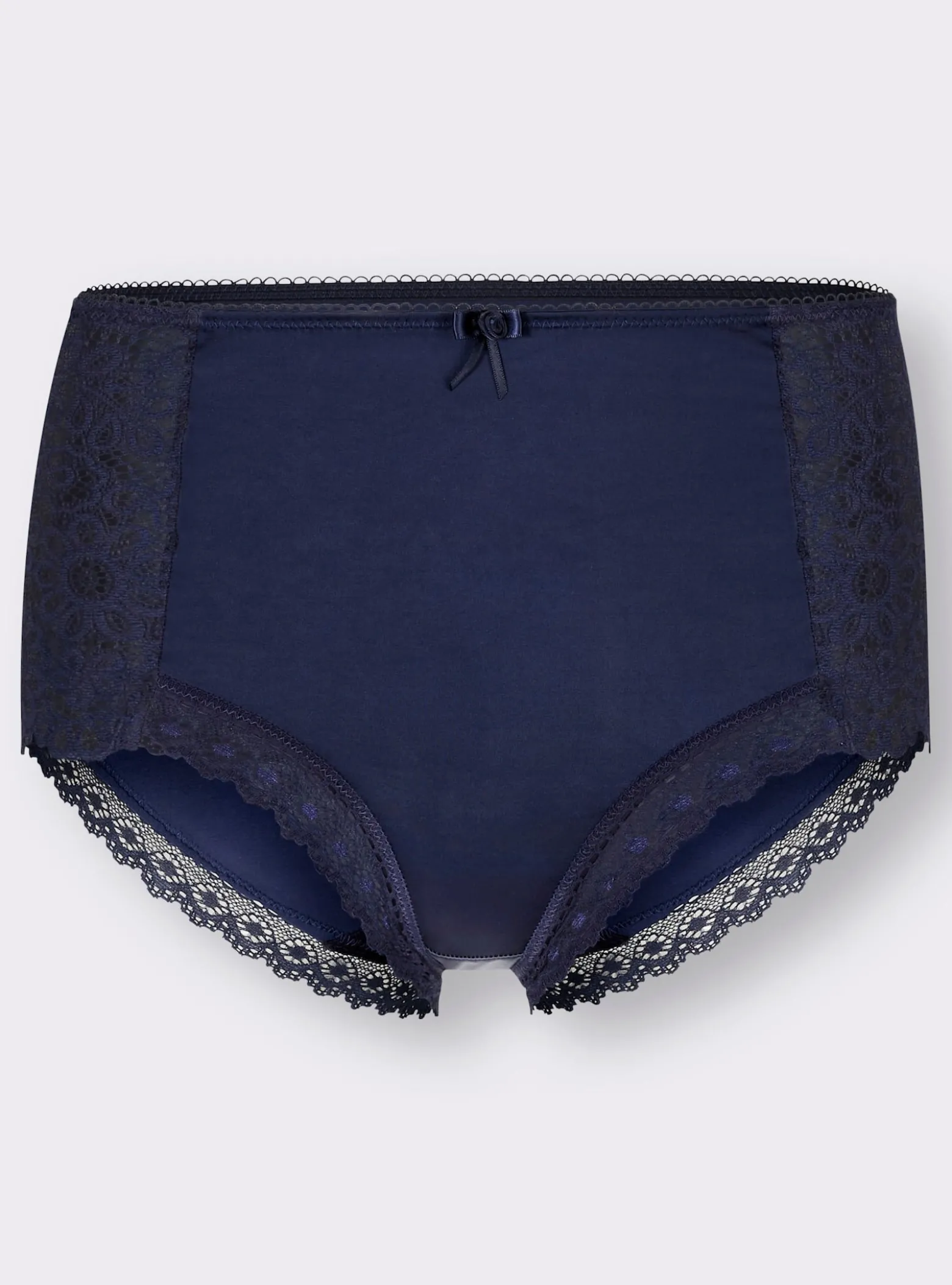 Taillenslip mit Spitzen-Details