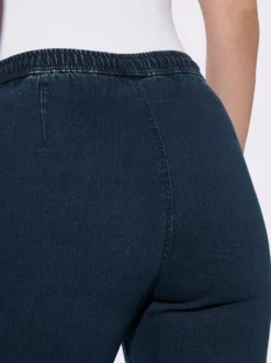 Thermojeans mit Rundum-Dehnbund