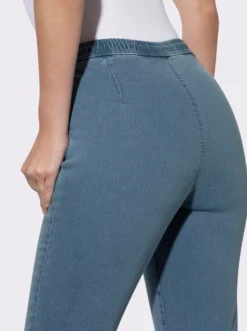 Thermojeans mit Rundum-Dehnbund