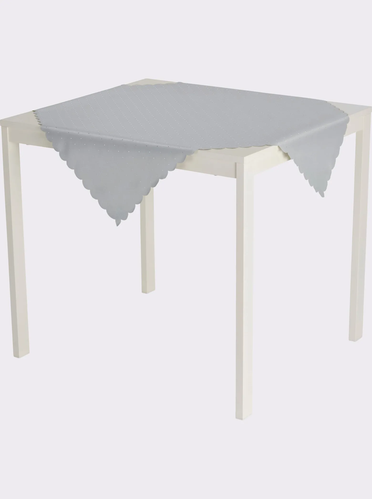 Tischdecke mit gebogtem Abschluss