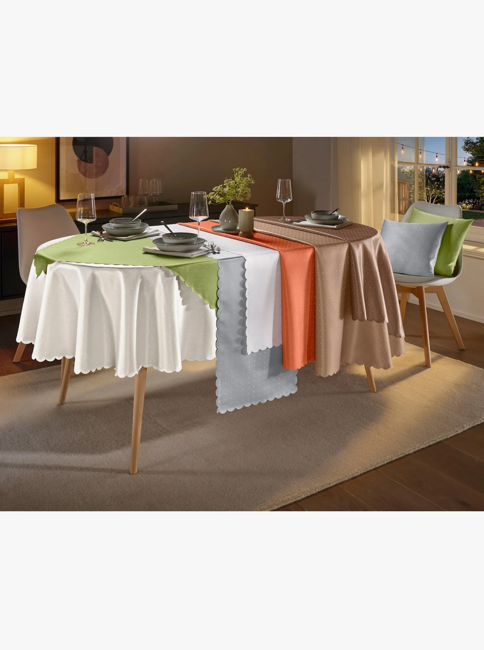 Tischdecke mit gebogtem Abschluss
