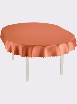 Tischdecke mit gebogtem Abschluss