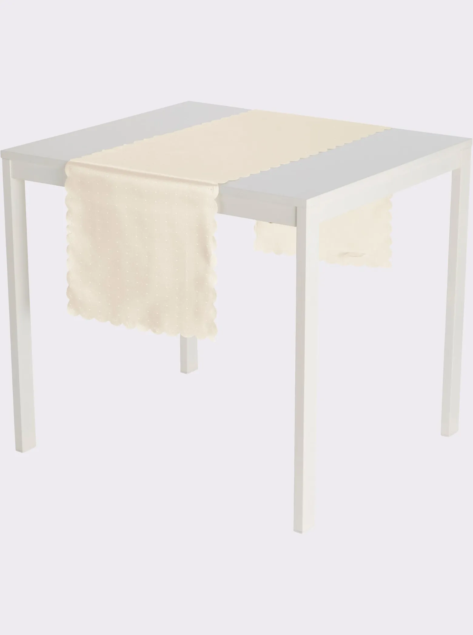 Tischdecke mit gebogtem Abschluss