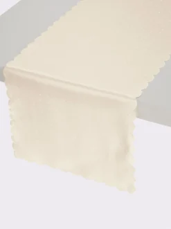 Tischdecke mit gebogtem Abschluss