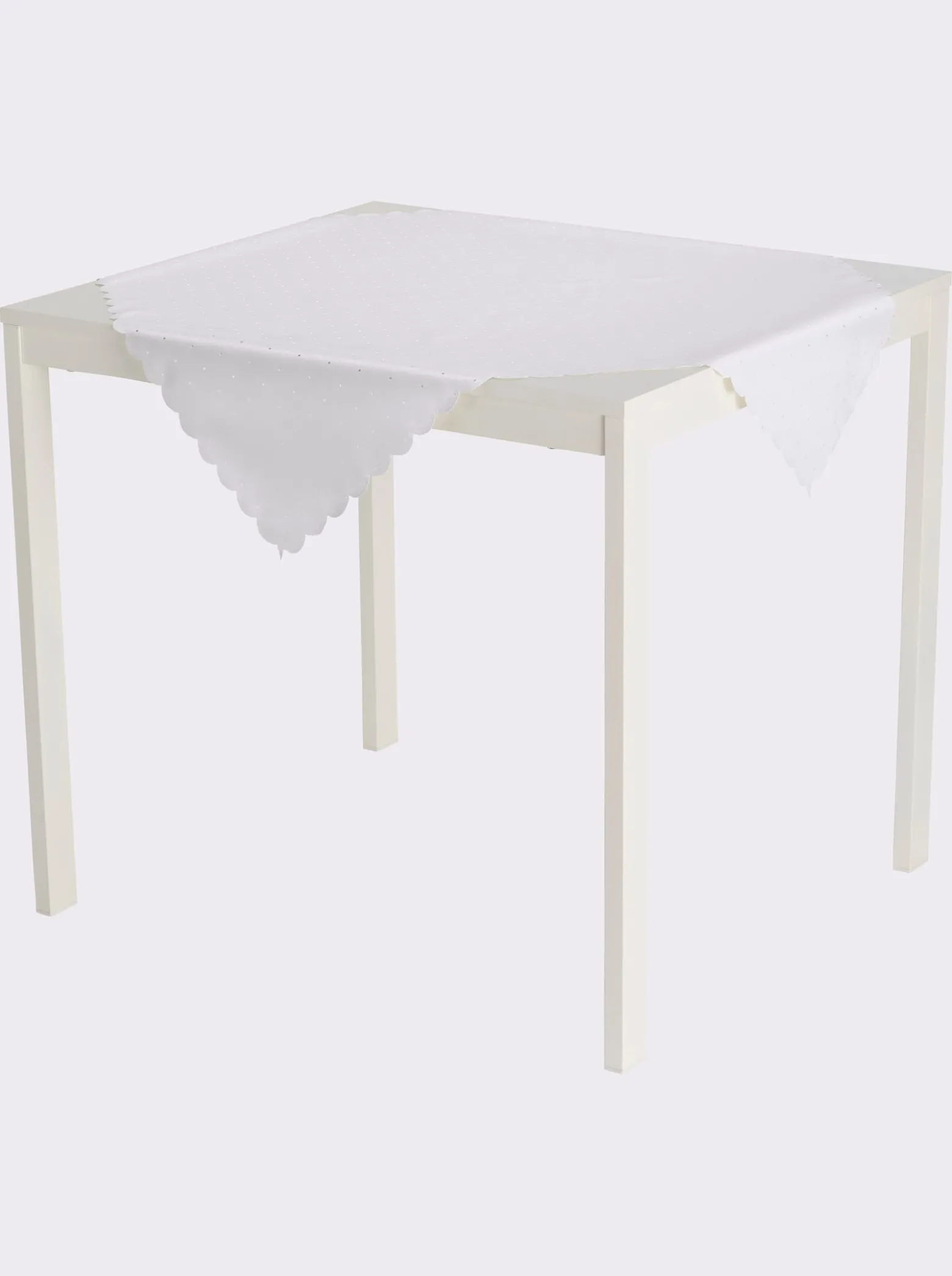 Tischdecke mit gebogtem Abschluss