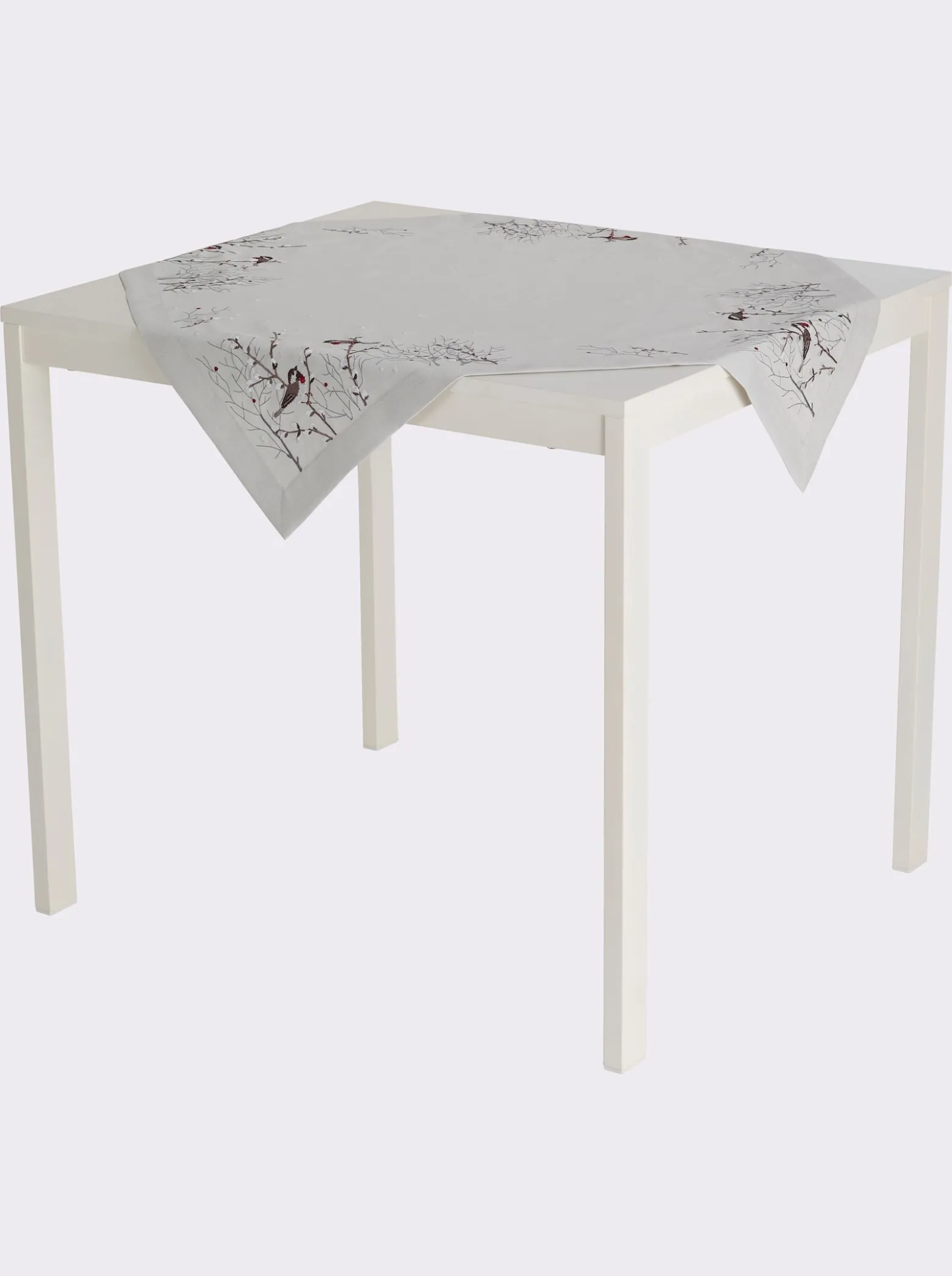 Tischdecke mit Meisen-Stickerei