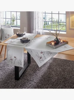 Tischdecke mit Meisen-Stickerei