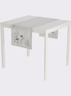 Tischdecke mit Meisen-Stickerei