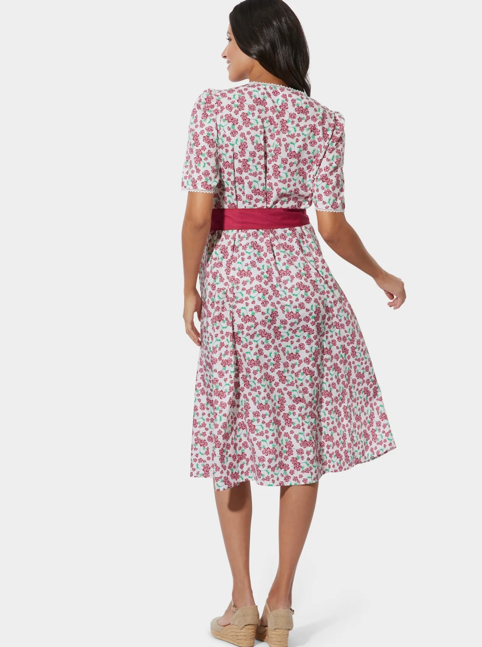 Trachtenkleid mit floralem Muster