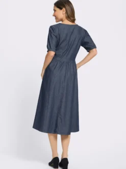 Trachtenkleid mit floraler Stickerei