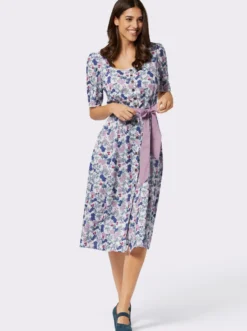 Trachtenkleid mit Karree-Ausschnitt