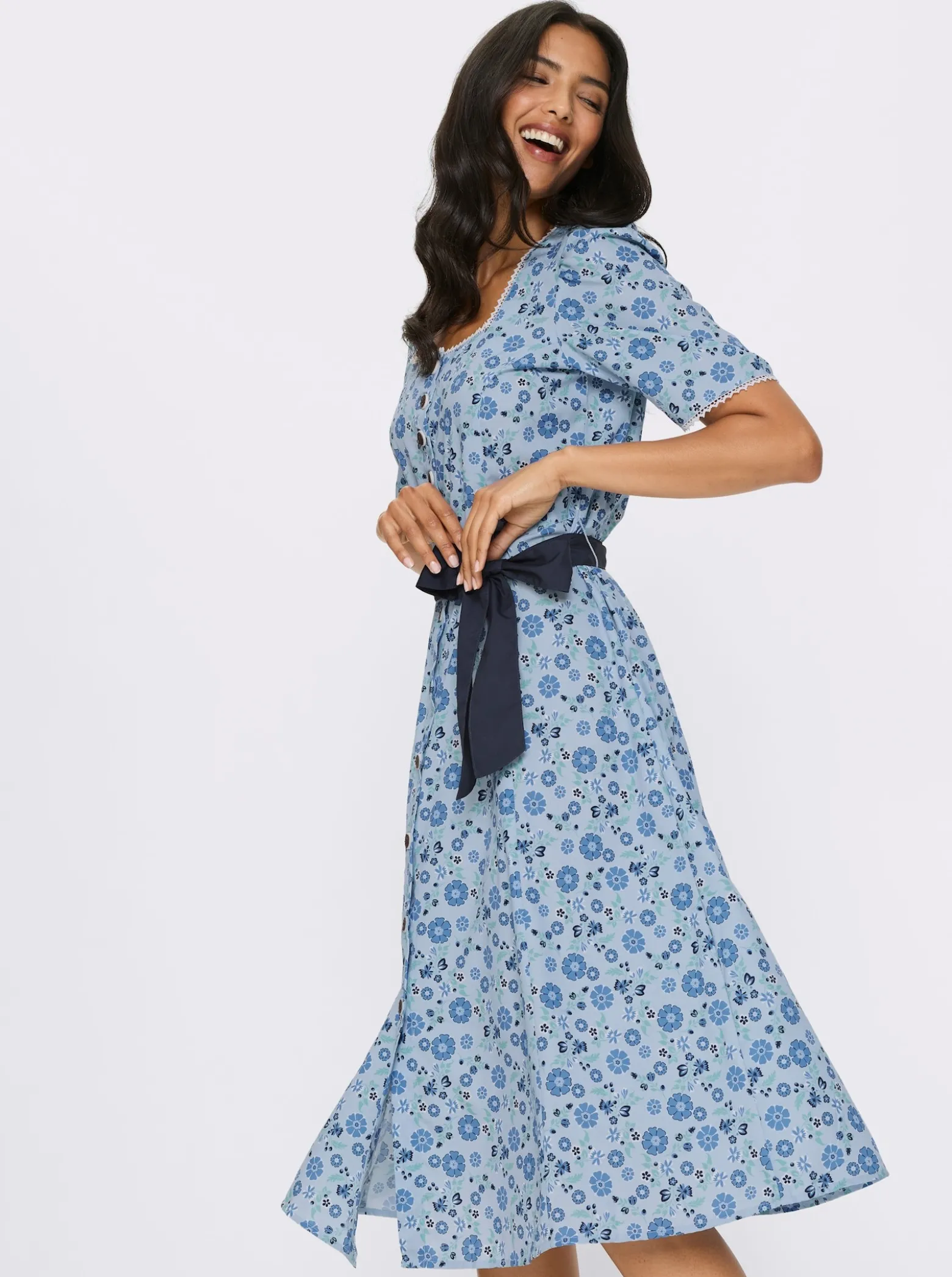 Trachtenkleid mit leichten Puffärmeln