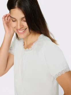 Trachtenshirt mit Spitzen-Verzierung