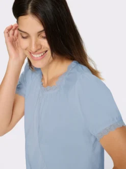 Trachtenshirt mit Spitzen-Verzierung