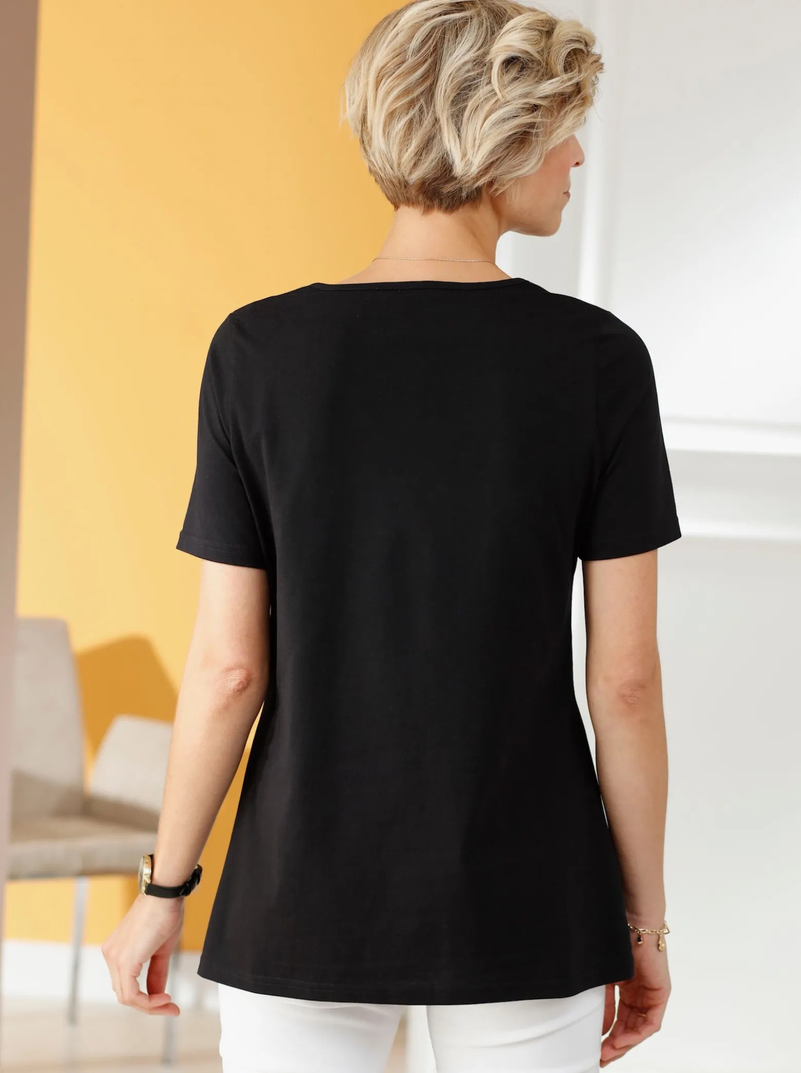 Tunikashirt mit Zierknöpfen in Holz-Optik