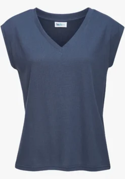 V-Shirt