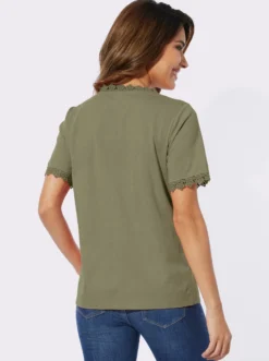 V-Shirt mit Spitzenbändern