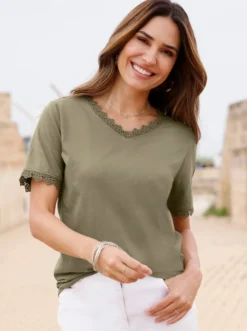 V-Shirt mit Spitzenbändern