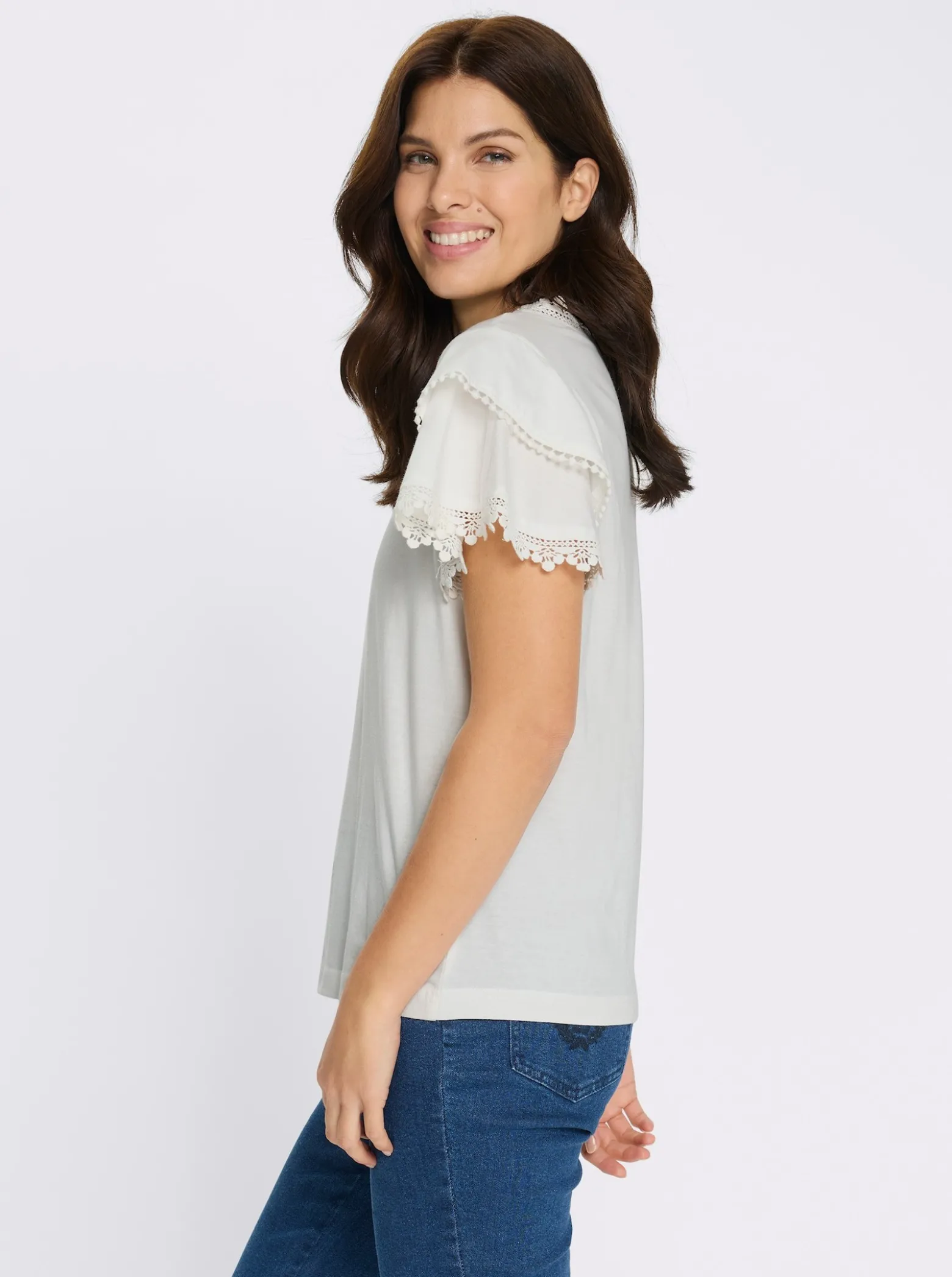 V-Shirt mit Spitzen-Details