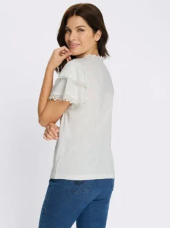 V-Shirt mit Spitzen-Details