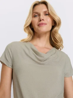 Wasserfallshirt mit Glanzgarn