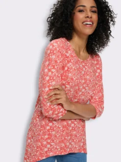 Zipfelshirt mit 3/4-Ärmeln, floral bedruckt